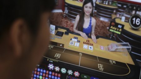 Thai Gamblers Sent Back from Cambodia