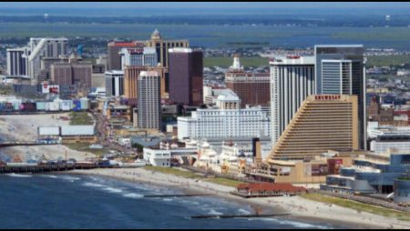 Indoor smoking and drinking bans for re-opening Atlantic City casinos