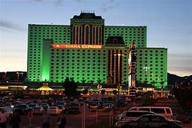 Bally’s buys Tropicana casino in Las Vegas
