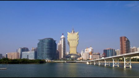 Macau government to lower 2022 aggregated gross gaming revenues forecast