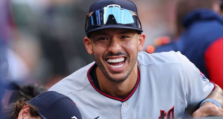 New York Mets sign superstar SS Carlos Correa to 12 – Year $315 Million Contract